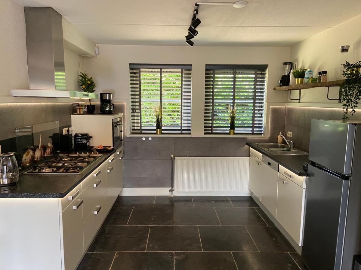 Villa Bosboerderij De Goudsberg Met Hottub In Tuin Lunteren Esterno foto