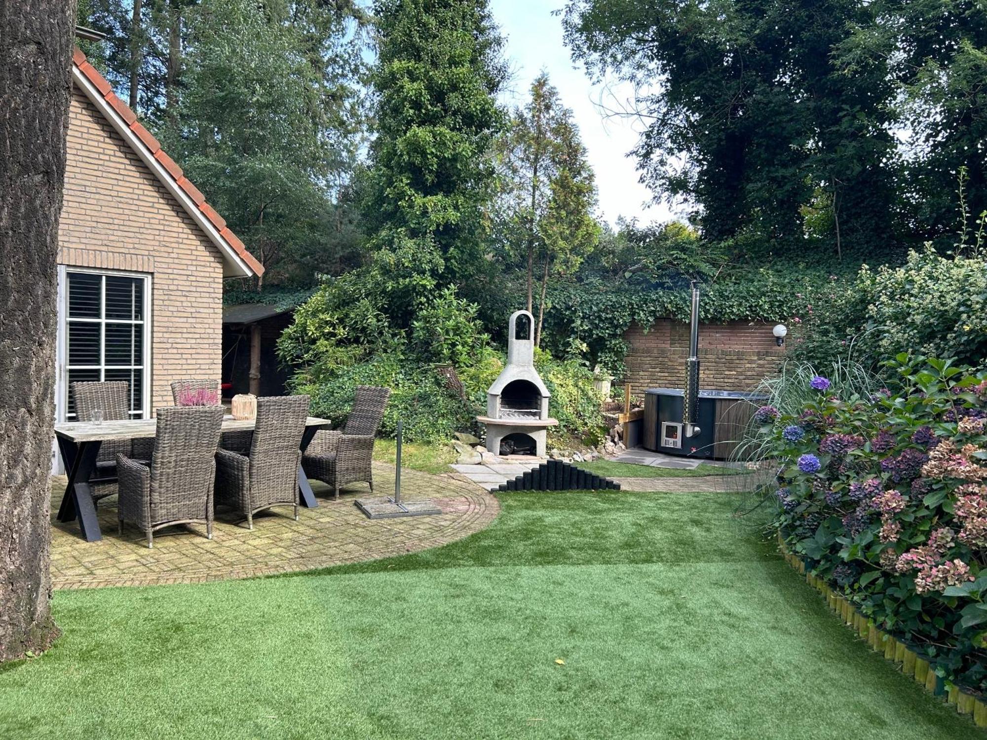 Villa Bosboerderij De Goudsberg Met Hottub In Tuin Lunteren Esterno foto